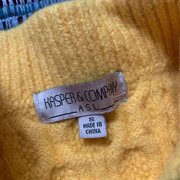 Yellow cropped sweater - Picture 2 of 2